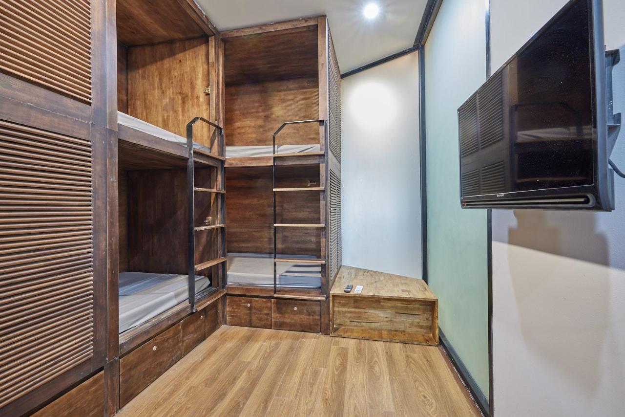 The Garden Capsule Hotel Дананг Экстерьер фото
