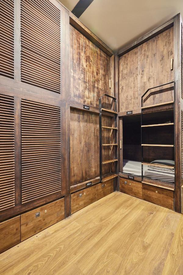 The Garden Capsule Hotel Дананг Экстерьер фото